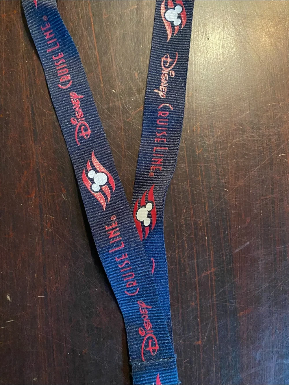 Rare Disney Cruise Line Mickey Mouse Wallet Badge Key Pass Holder Lanyard HTF